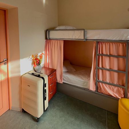 Demeevsky Hostel Kyjev Exteriér fotografie