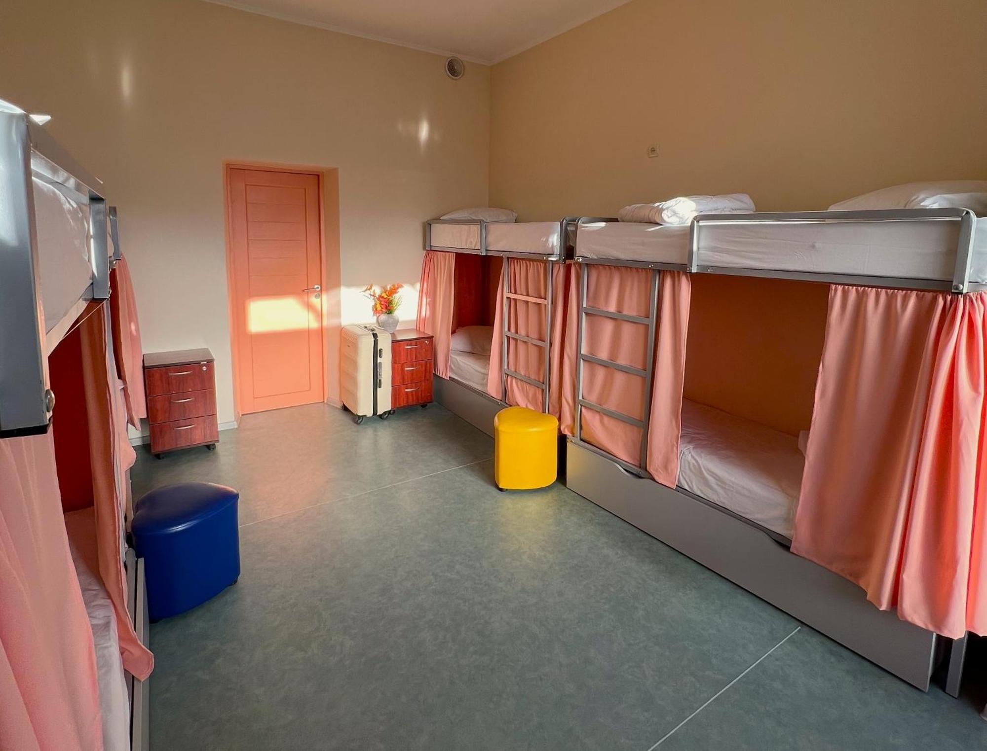Demeevsky Hostel Kyjev Exteriér fotografie